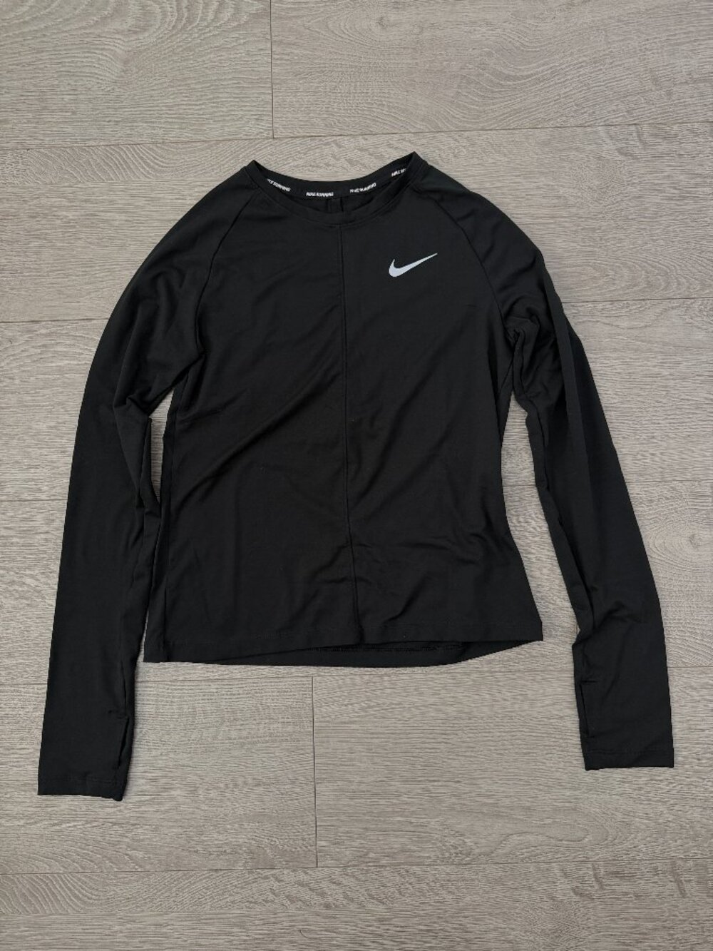 Nike Dri FIT Women's XS Black Long Sleeve Running Shirt Athletic Workout Top